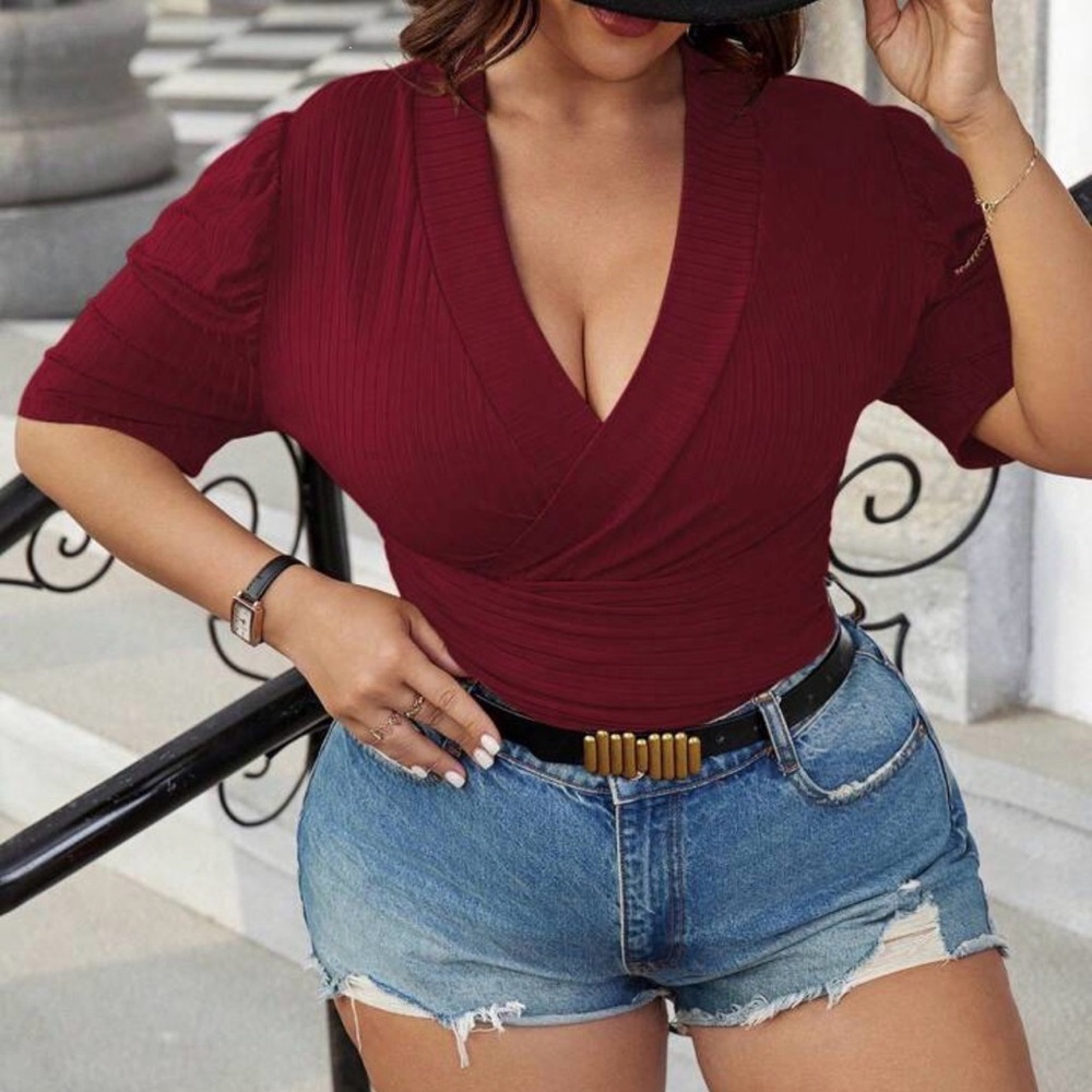 SHEIN Burgundy Ribbed Bodysuit